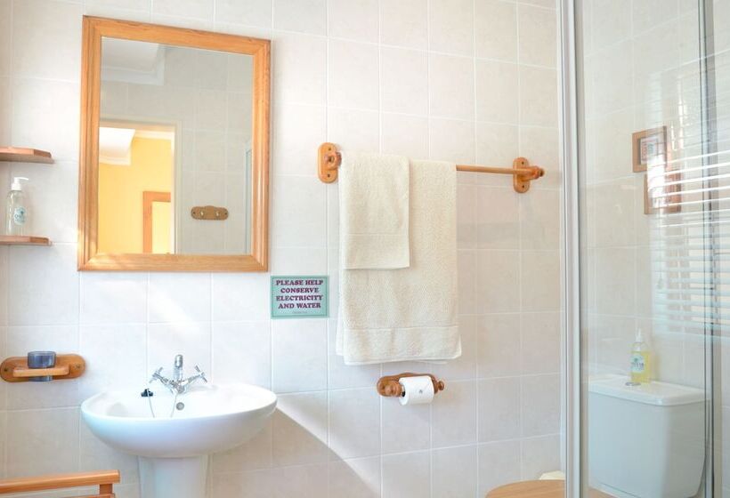 اتاق استاندارد, Old Oak Guest House