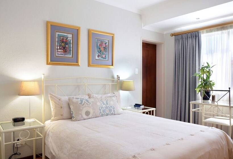 اتاق استاندارد, Old Oak Guest House