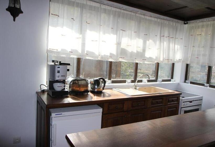 Дом 2 Спальни, New Bakalov House