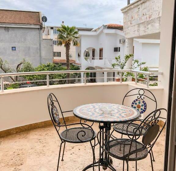 استودیو استاندارد با تراس, Vila Adriatik