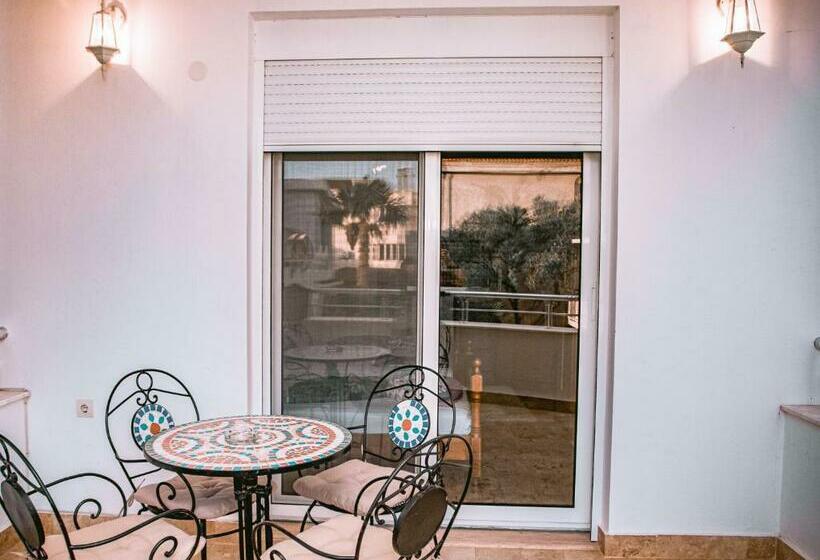 استودیو استاندارد با تراس, Vila Adriatik