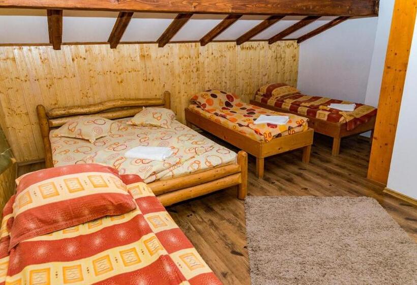 اتاق پنج‌تخته استاندارد, Cabana Groapa Seaca