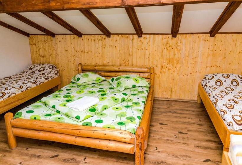 اتاق پنج‌تخته استاندارد, Cabana Groapa Seaca