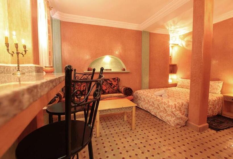 استودیوی پریمیوم, Dar Rio Oro