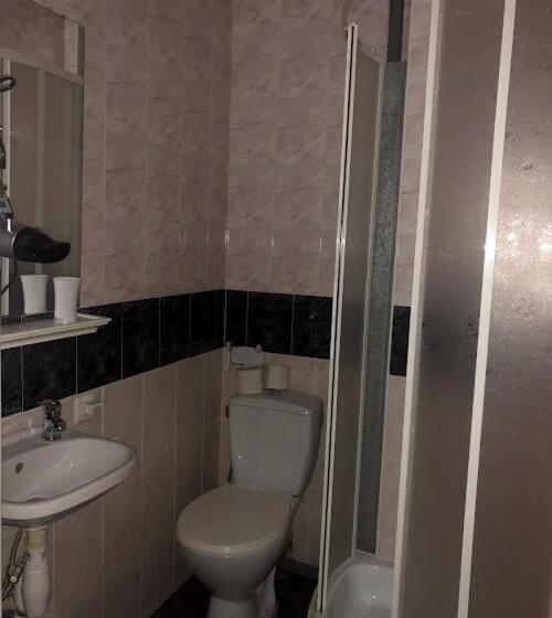اتاق استاندارد, Prutets Guest House