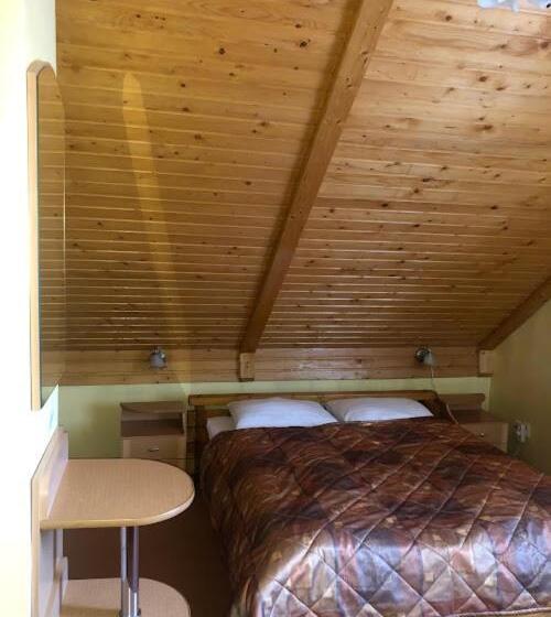 اتاق استاندارد, Prutets Guest House