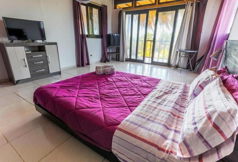 اتاق لوکس, Punta Pacifico Bungalows Mancora