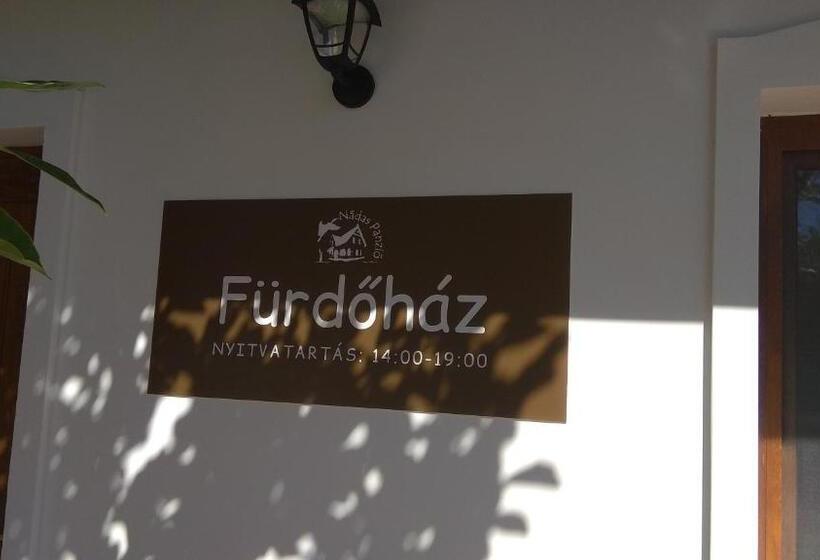 带2个卧室的公寓, Nádas Panzió
