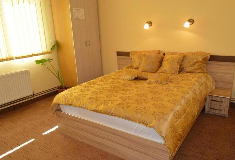اتاق استاندارد, Pensiunea Beverly Hills