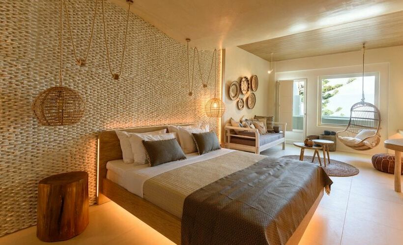 Deluxe Suite Sea View, Divelia East