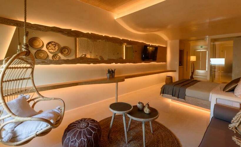 Deluxe Suite Sea View, Divelia East