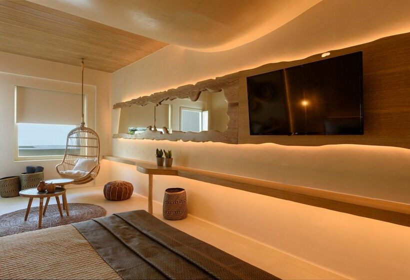 Deluxe Suite Sea View, Divelia East