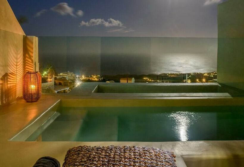 Deluxe Suite Sea View, Divelia East