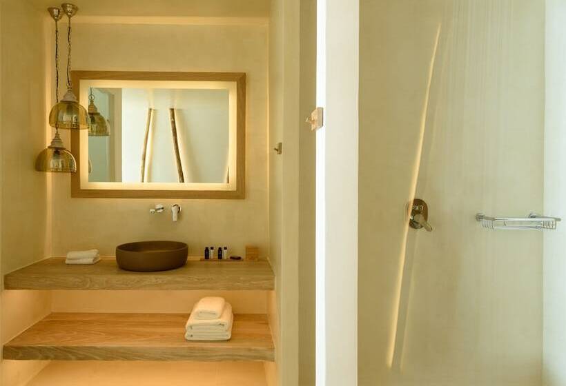 Deluxe Suite Sea View, Divelia East