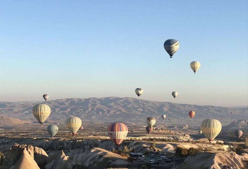 سوییت خانوادگی, Eyes Of Cappadocia Cave