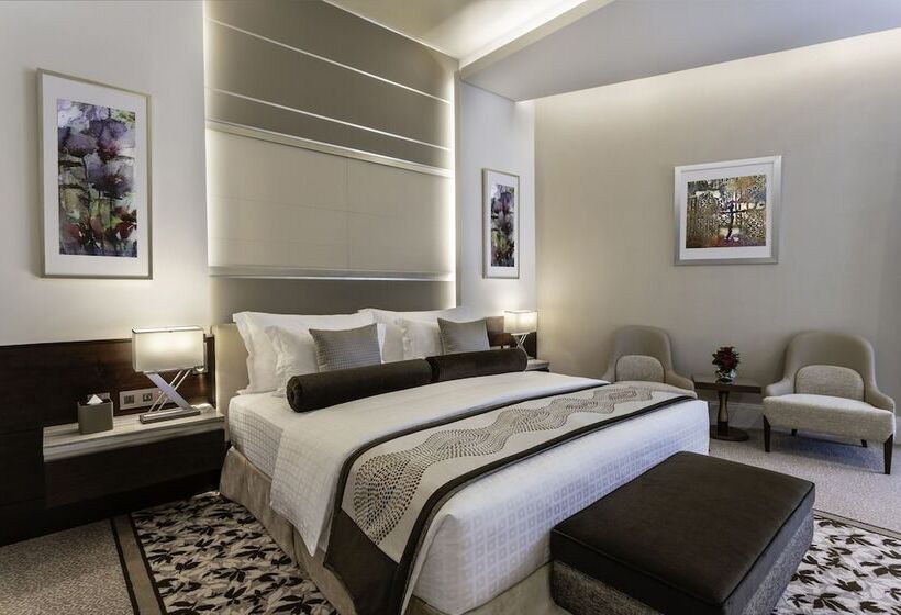Номер Deluxe Кровать Кинг, Renaissance Business Bay Hotel, Dubai