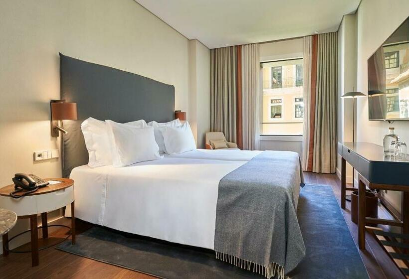 اتاق سوپریور, Portobay Flores