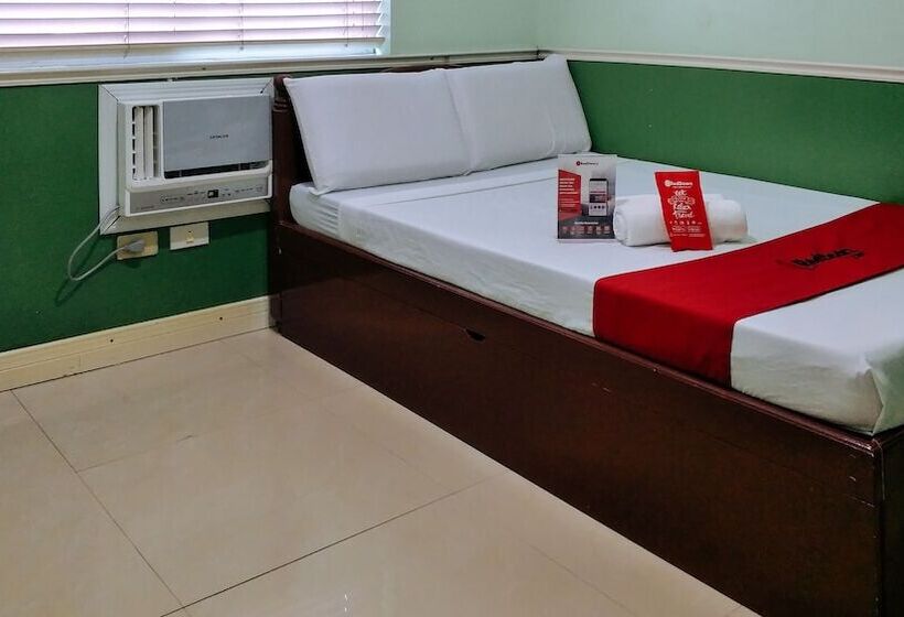 Quarto Estandar, Reddoorz @ Bonifacio St Cebu