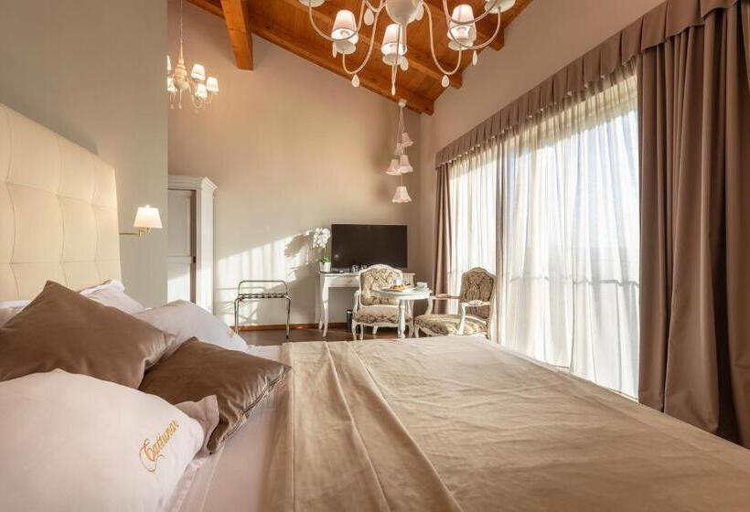 اتاق لوکس, Wine Residence Cattunar