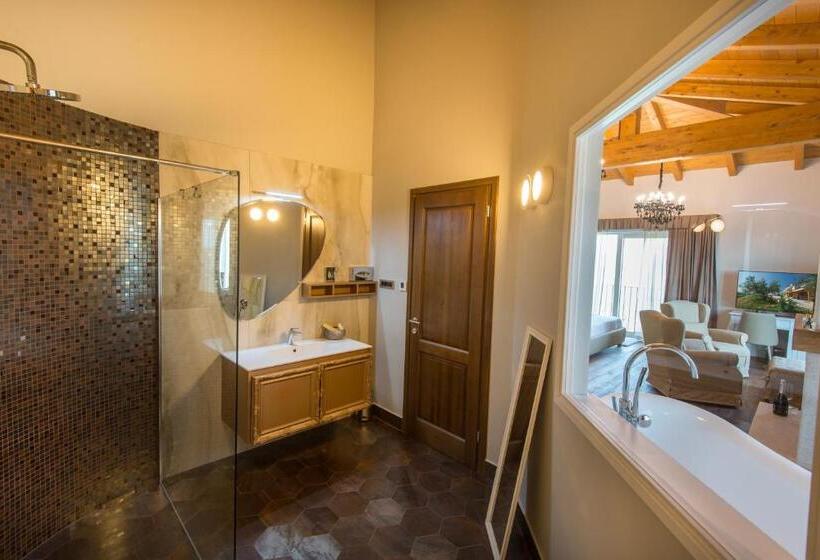Deluxe Suite Sea View, Wine Residence Cattunar