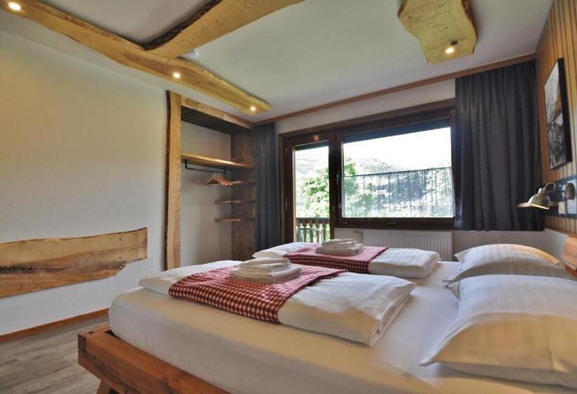 Апартаменты 2 Спальни, Pension & Apartments Weissbriach