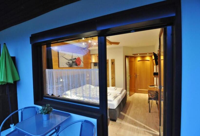 Номер Стандарт с Балконом, Pension & Apartments Weissbriach