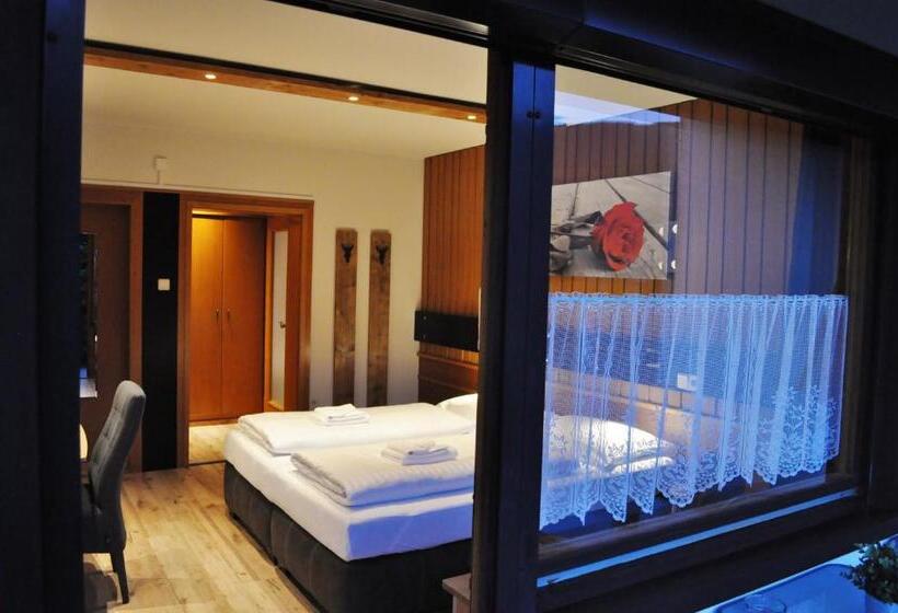 Номер Стандарт с Балконом, Pension & Apartments Weissbriach