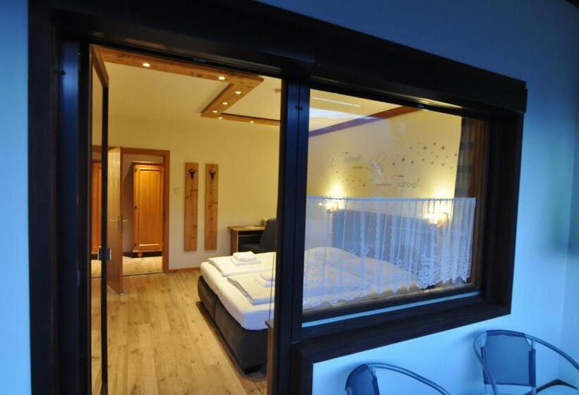 Семейный Номер, Pension & Apartments Weissbriach