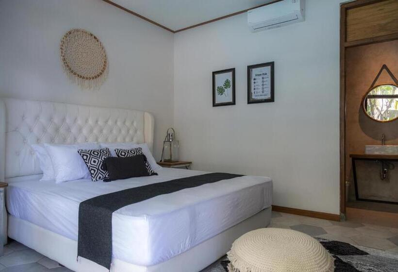 Номер Deluxe, Interconnection Hostel