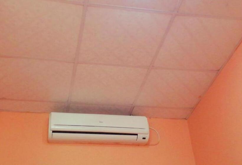 اتاق لوکس, Blue Sky Guest House Dambulla