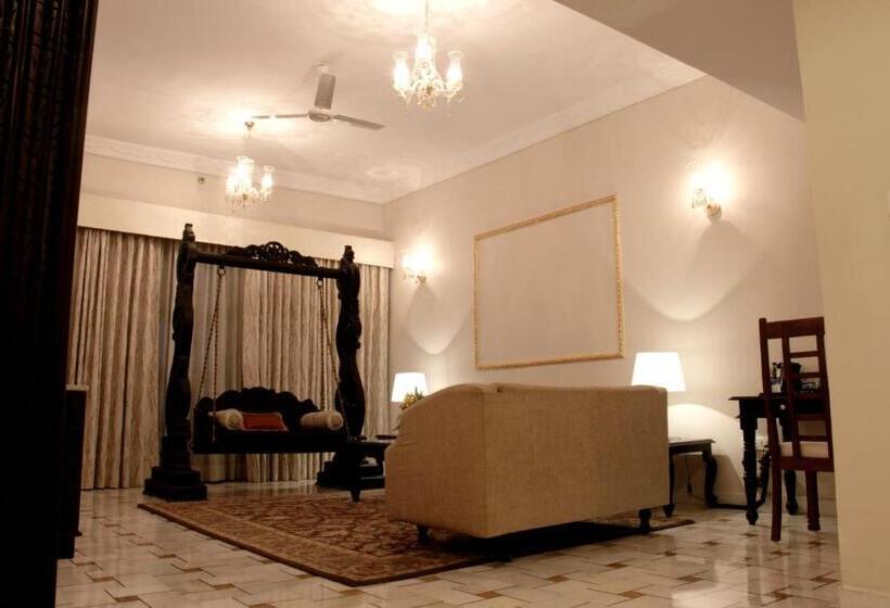 带大床的套房, Pratap Mahal Pushkar Ihcl Seleqtion