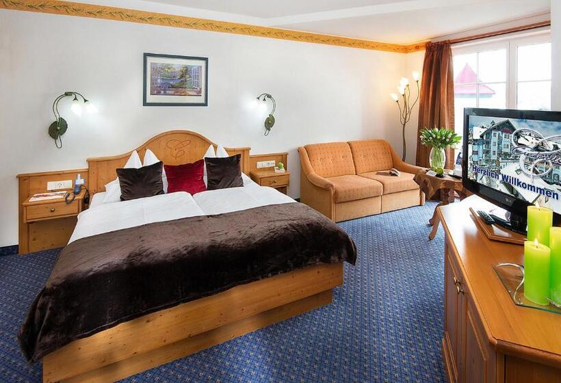 Classic room with balcony, Sporthotel Cinderella