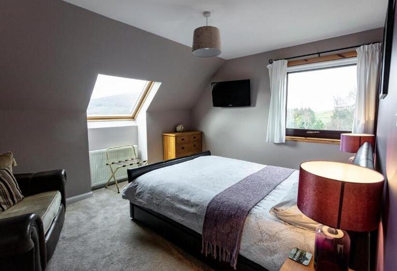Quarto Estandar Cama King, Croft 17