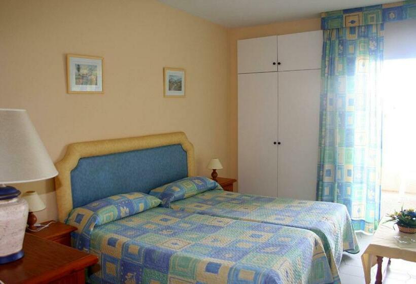 Студия Стандарт, Apartamentos Benal Beach Geinsa