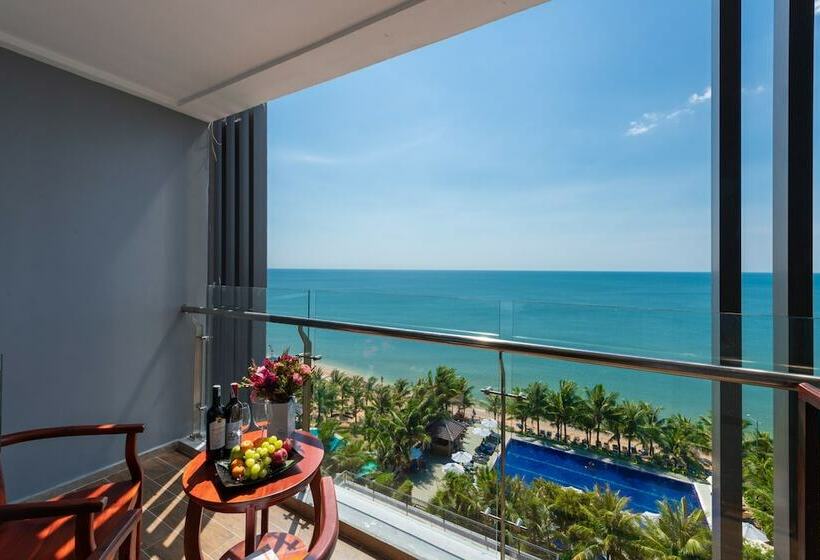 اتاق لوکس با چشم‌انداز دریا, Amarin Resort & Spa Phu Quoc
