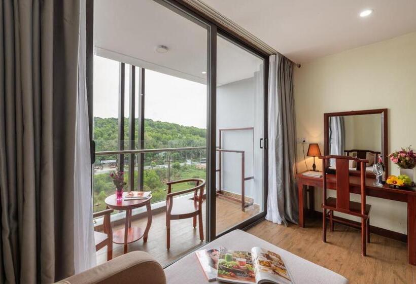 اتاق لوکس با چشم‌انداز, Amarin Resort & Spa Phu Quoc