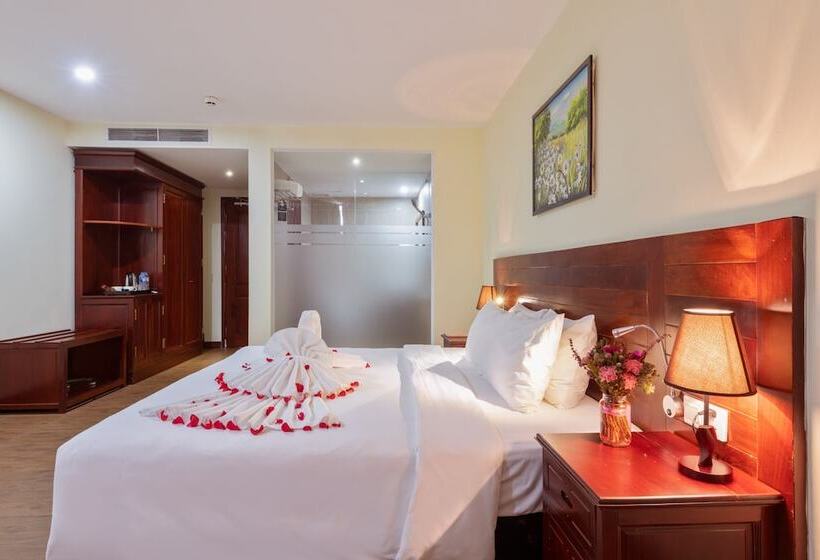 اتاق لوکس با چشم‌انداز, Amarin Resort & Spa Phu Quoc