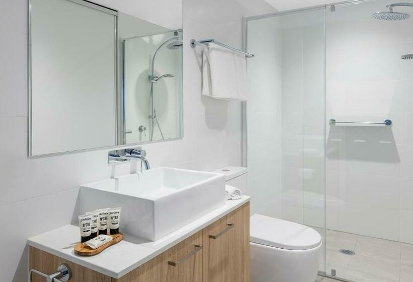 Люкс 2 Спальни, Avani Adelaide Residences