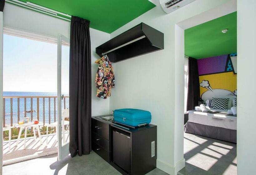 景色の見えるスタンダード４人部屋, Casual Pop Art Benidorm