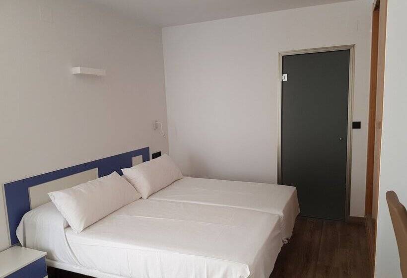 Quarto Estandar, Moli Boutique