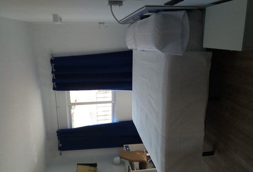 Quarto Estandar com Sacada, Moli Boutique