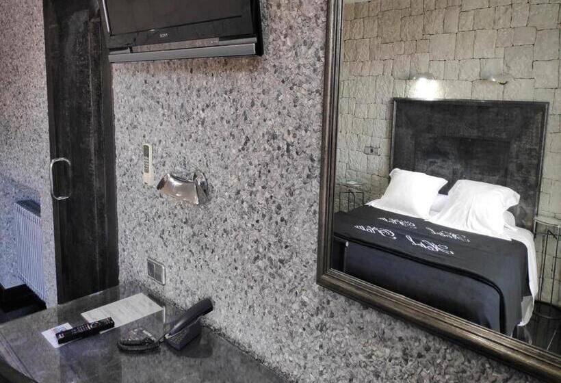 غرفة قياسية, Plata
