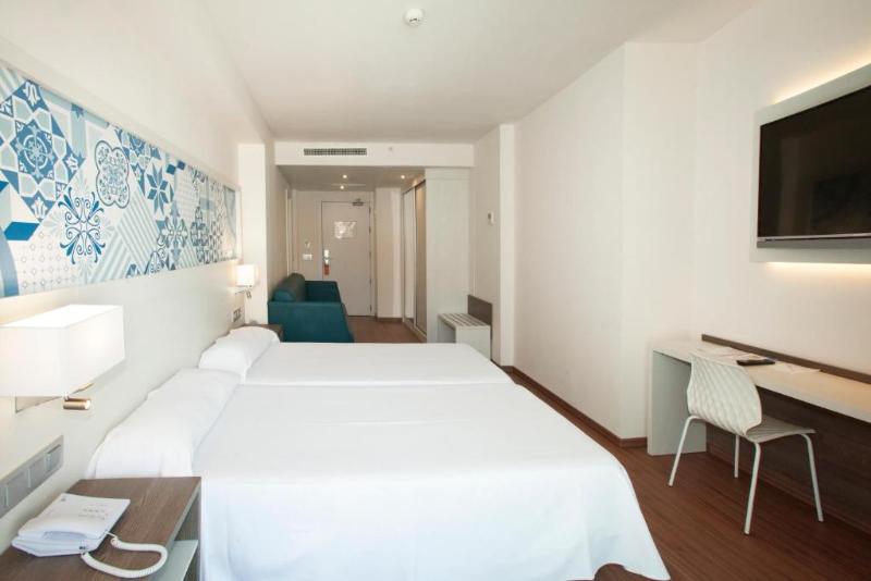 Номер Стандарт Трехместный, Port Benidorm Hotel & Spa 4* Sup