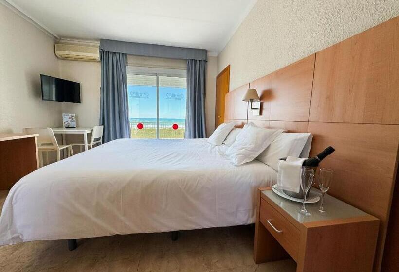 استودیوی استاندارد, Aparthotel Solifemar