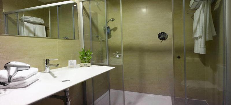 Четырехместный Номер Стандарт, B&b Hotel Barcelona Rubí