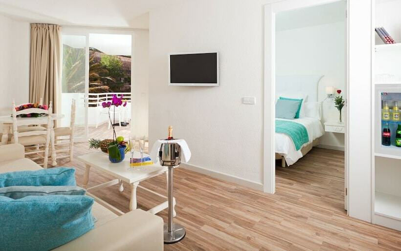 Люкс Superior, Fergus Style Cala Blanca Suites
