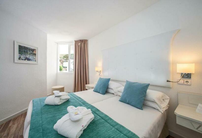 Люкс Superior, Fergus Style Cala Blanca Suites