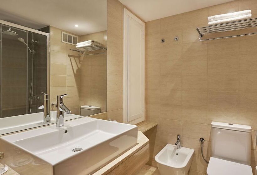 Семейный Номер, NH Sants Barcelona