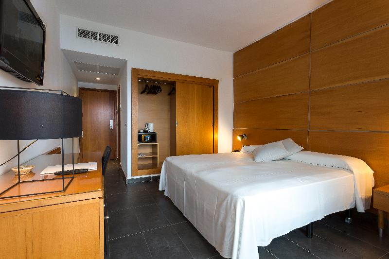 اتاق استاندارد با چشم‌انداز دریا, Palladium Hotel Cala Llonga - Adults Only