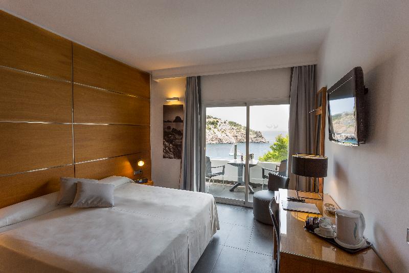 اتاق استاندارد با چشم‌انداز دریا, Palladium Hotel Cala Llonga - Adults Only